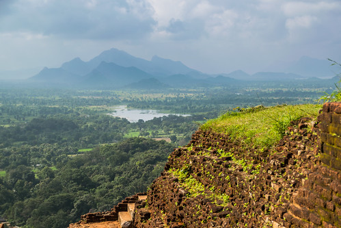 pick select sigiriya sigiriyarock srilanka centralprovince lk