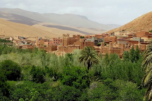 Tinejdad, El Krobat, Tinghir, Gargantas del Todra y del Dadès. - Marruecos: Mil kasbahs y mil colores. De Marrakech al desierto. (32)