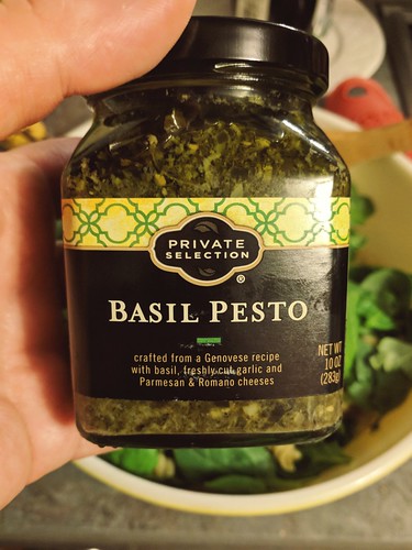 Pesto pasta salad