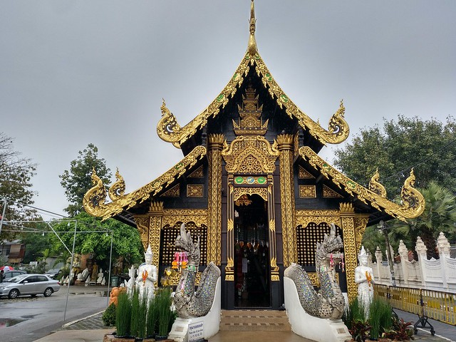 FIN DE AÑO EN EL NORTE DE TAILANDIA - Blogs de Tailandia - Doi Suthep, la montaña del elefante blanco (3)