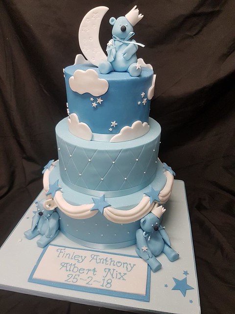 Cake by Creative Cakes Kent