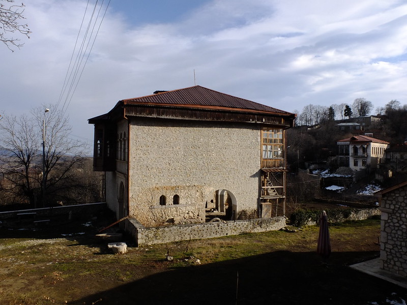 Нагорный Карабах. Шуши - город-руины руины, мечети, чтобы, живут, войны, представляю, городе, военного, последствия, гостиницу, Редко, восстанавливают, историческую, застройку, основном, Главное, Частный, сектор, полуразрушенный, депрессивный