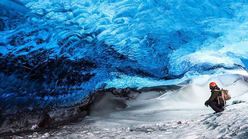 white-snow-and-blue-ice-clash-in-an-ice-cave-in-winter-found-in-iceland-s-south-east-3