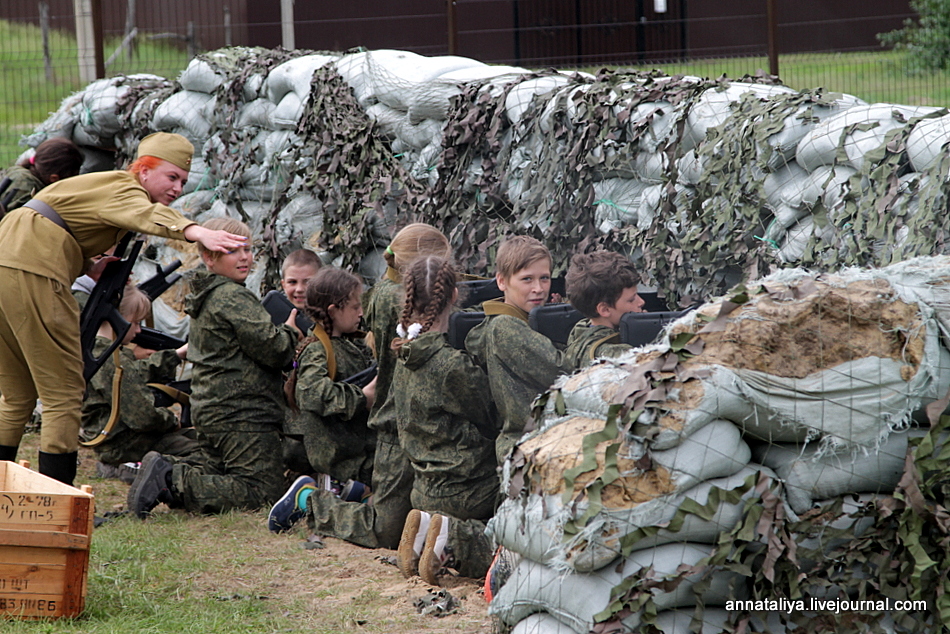Российских детей начали готовить к войне IMG_5902