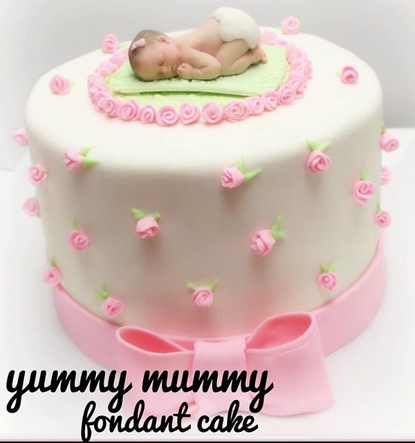 Cake by Yummy Mummy Fondant Cake