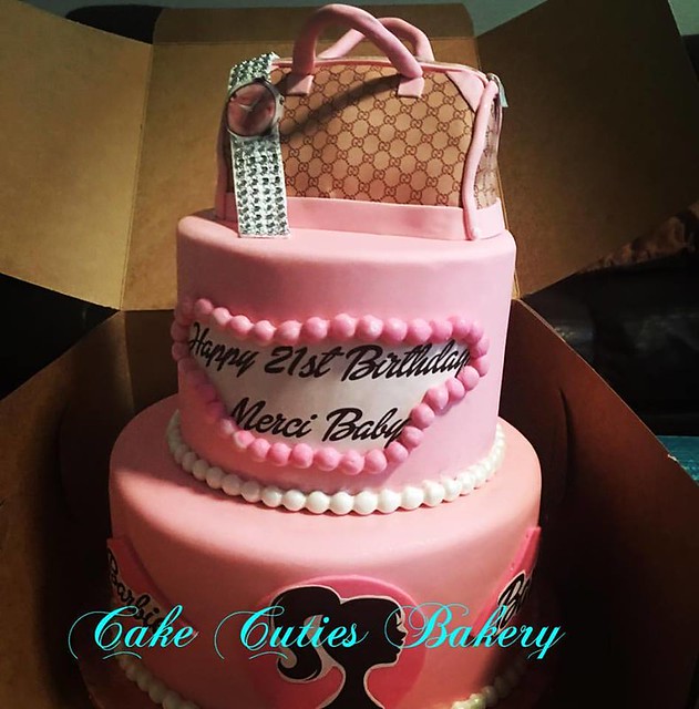 Gucci Purse by Cake Cuties Bakery