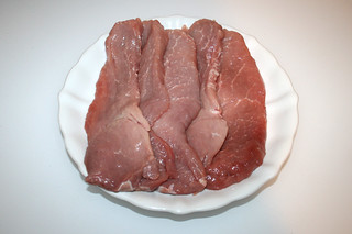 01 - Zutat Schnitzelfleisch / Ingredient pork for escalopes