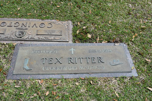 texritter countrymusic halloffame hof singingcowboy oakbluff cemetery grave
