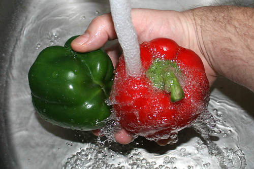 12 - Paprika waschen / Wash bell pepper