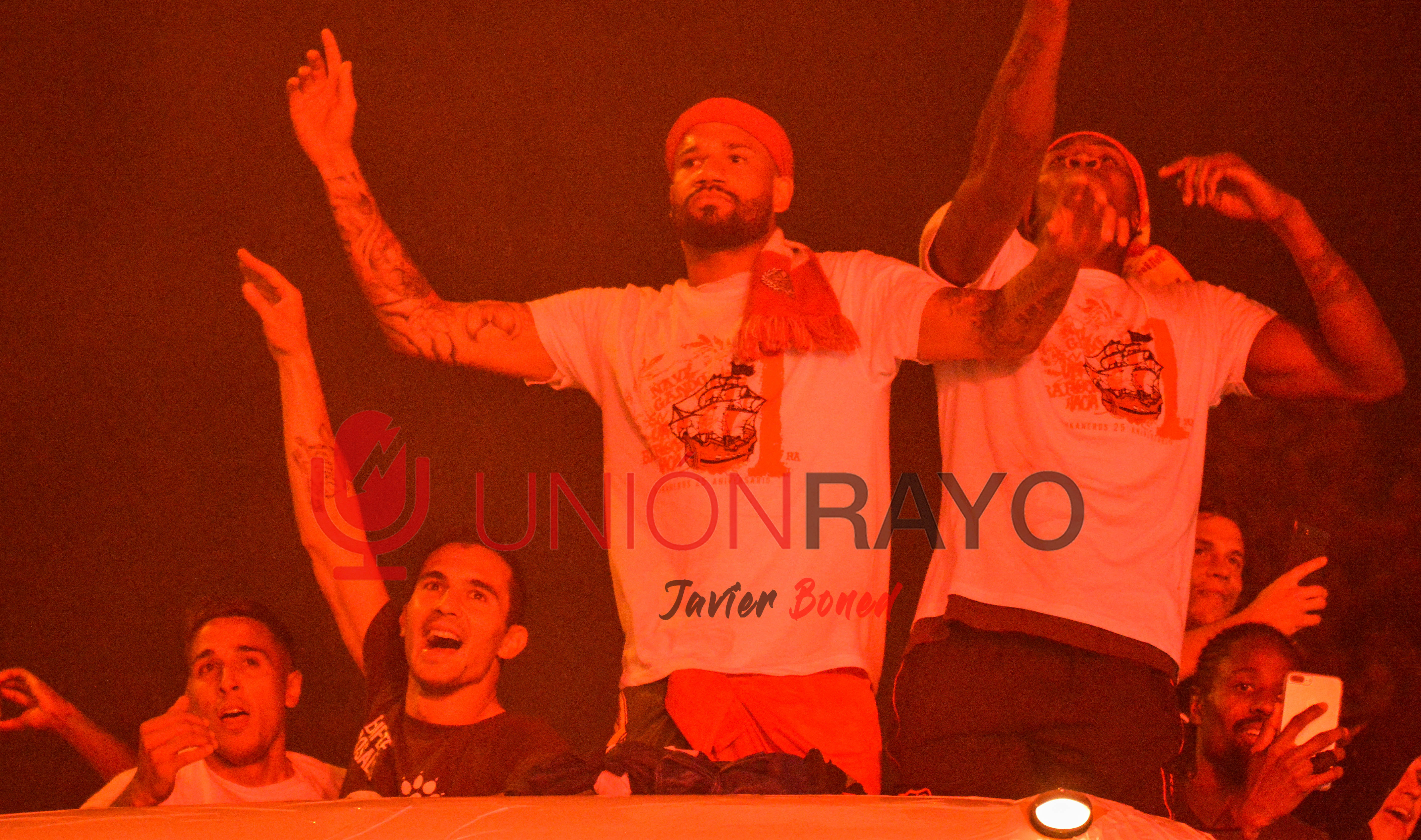 Fotos celebración ascenso Rayo Vallecano en la Fuente de la Asamblea