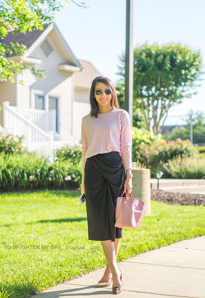 pink cashmere sweater, dark gray front knot midi skirt, pink bucket tote, two tone watch, leopard pumps
