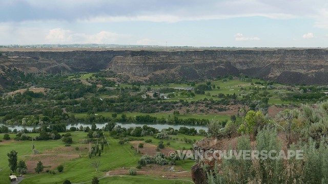 Twin Falls/view from Elevation 486