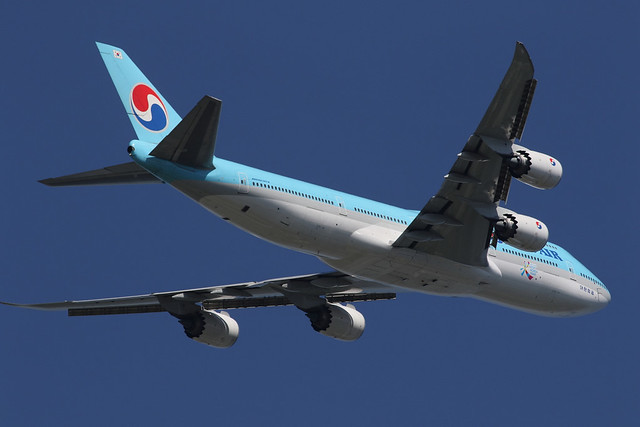 Korean Airlines HL7631