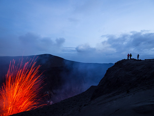 volcano explosion erupting lava experience longexposure mountain mount yasur mountyasur tanna vanuatu olympus omd omdem10 travel traveling worldtravel backpacking