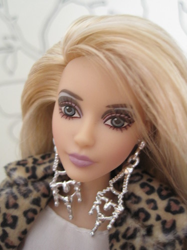 Barbie Faces - Page 3 43379777791_625f06bc3f