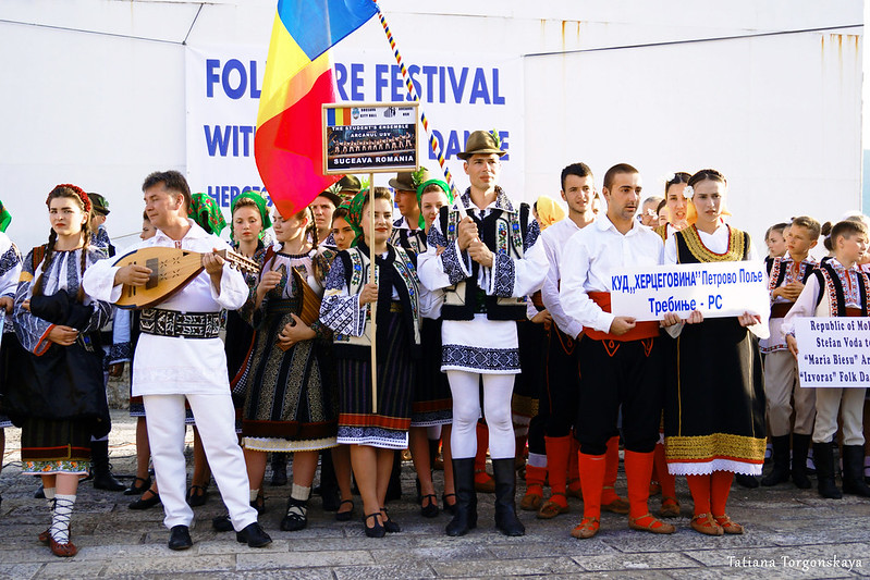 Участники 4 Фольклорного фестиваля " С песней и танцем по Херцег Нови"