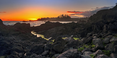 bc shores pacific rocks uclulet vancouverisland westcoast sunset
