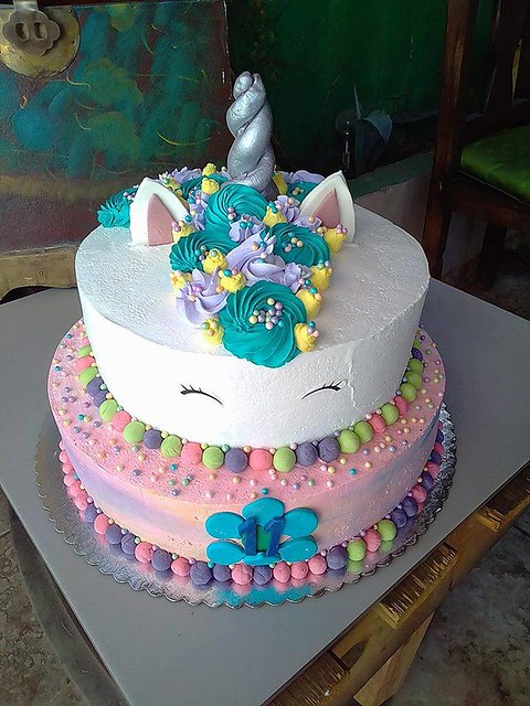 Unicorn Cake by Amely Repostería