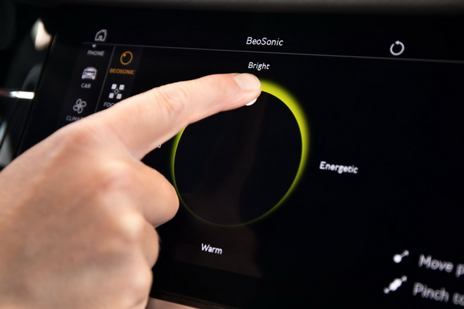 賓利汽車攜手Bang & Olufsen品牌打造首個車載BeoSonic音響系統(2)