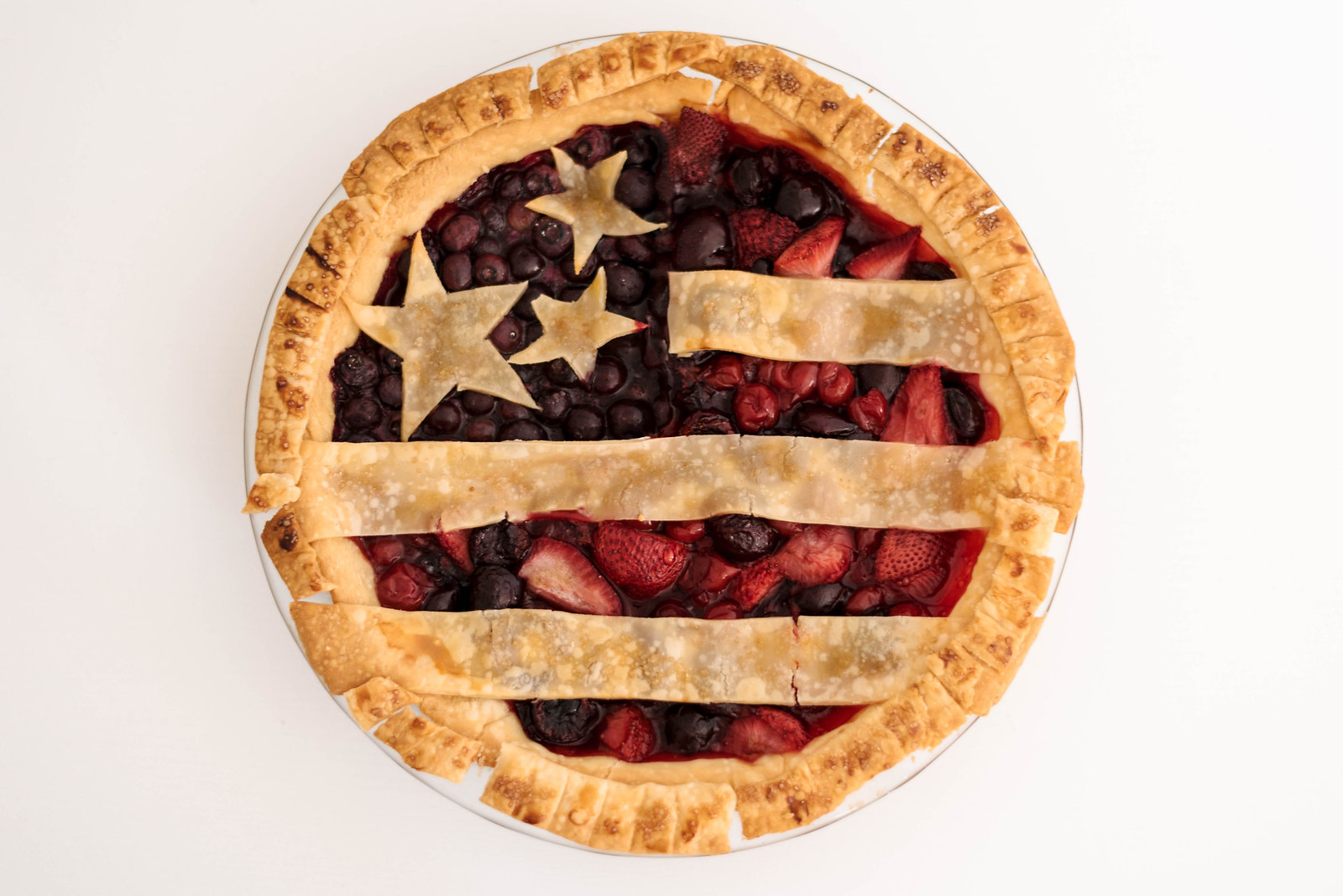 American Flag Pie Tutorial on juliettelaura.blogspot.com