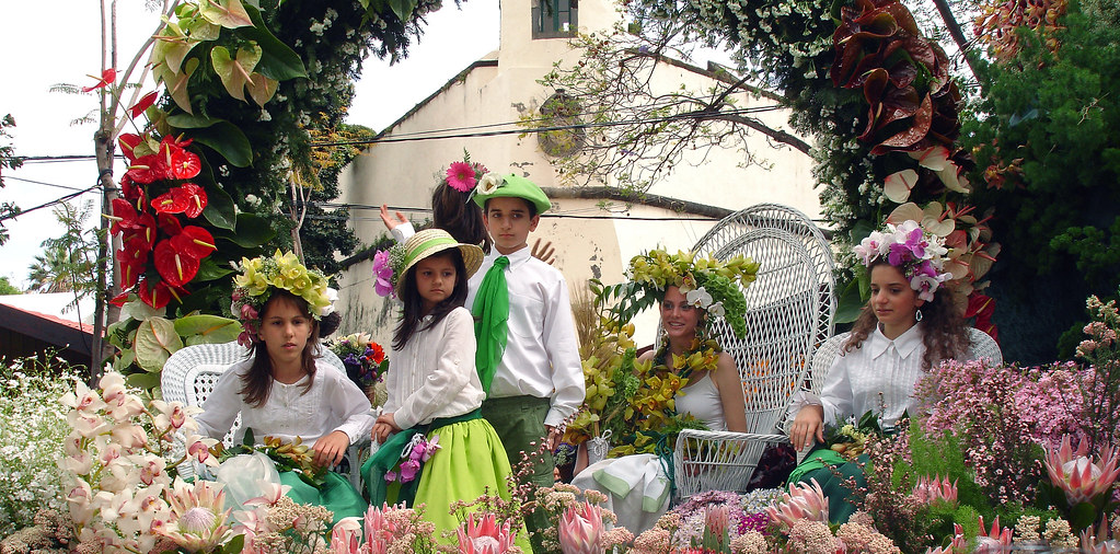 Фестиваль цветов на острове Мадейра. Festa da Flor.