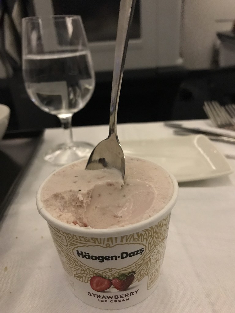 PAL flight, Haagen-Dazs strawberry ice cream