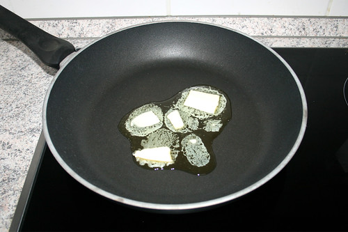 30 - Butter in Pfanne erhitzen / Heat up butter in pan