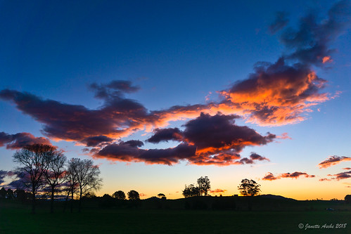 australia sheffield tasmania tassie clouds silhouette sky sunset