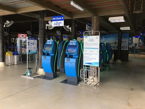 サムイ空港　自動チェックイン機