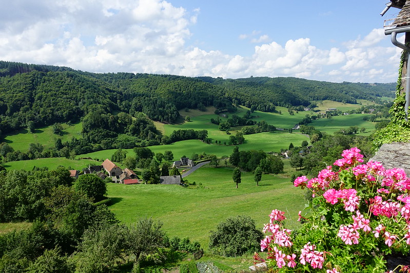 10, Auvernia: Salers, Tournemire. - De viaje por Francia: diarios, viajes y excursiones en coche. (25)
