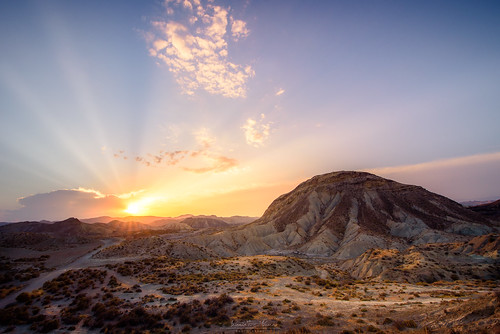 desert desierto tabernas roads sunset atardecer sun sunbeam sky cielo landscape paisaje nikond750 tamron 1530 15mm almería españa spain