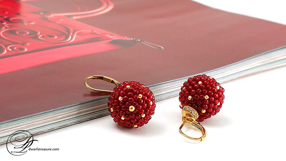 stylish red beaded bead earrings with gold sparkles 