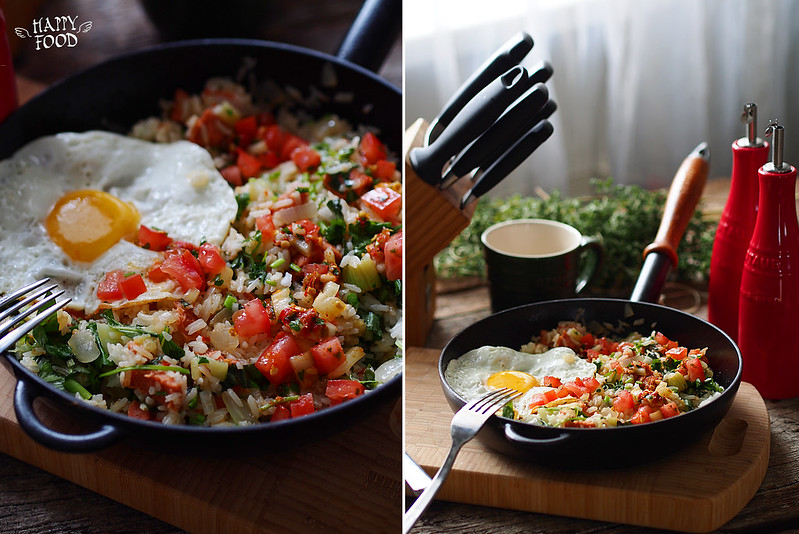 Как вкусно приготовить рис с сосисками на сковороде: рецепт с фото