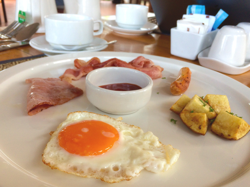 Treson Cafe Breakfast