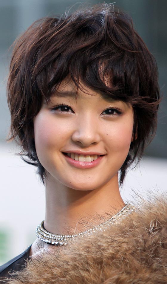 2018 Hairstyles for Asian Women 2