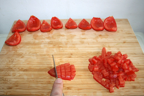 37 - Tomaten würfeln / Dice tomatoes