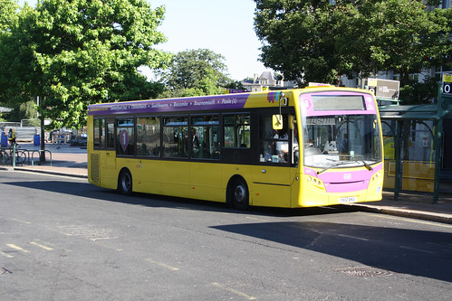 Yellow Buses 531 YX12AKU
