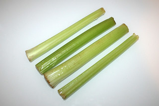 04 - Zutat Stangensellerie / Ingredient celery