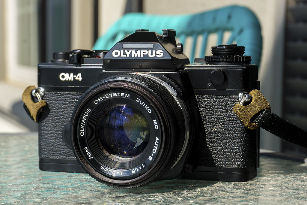 CCR Review 95 – Olympus OM-4 – Alex Luyckx | Blog