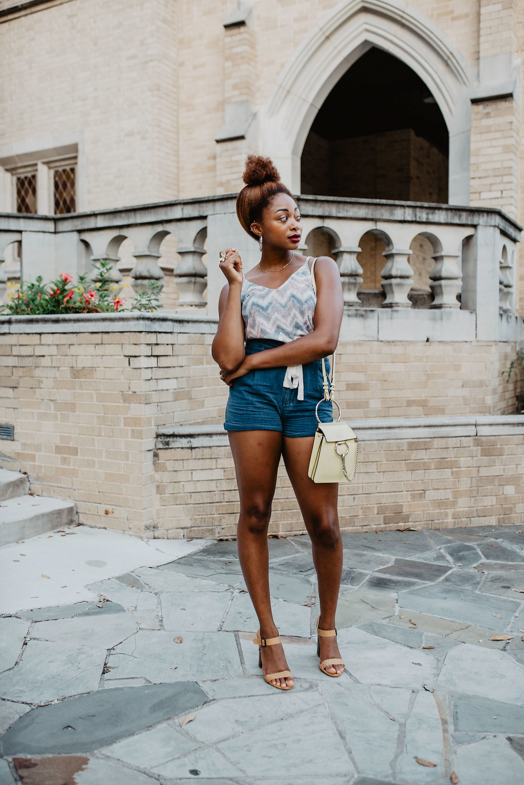how to style high waisted shorts
