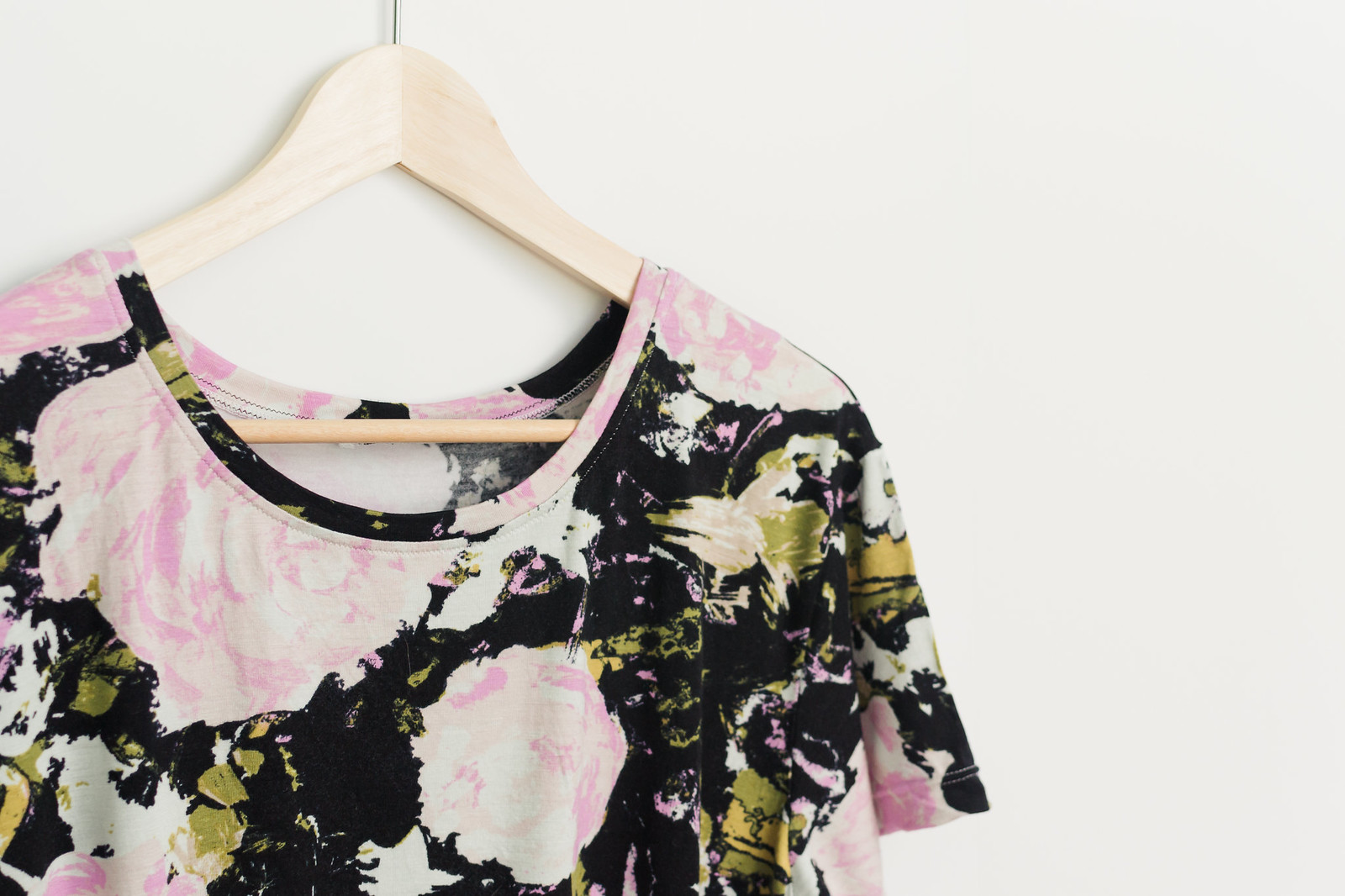 Sporty Florals | Chalk and Notch Pixie Tee Dress (Pattern Test) | Jenny ...