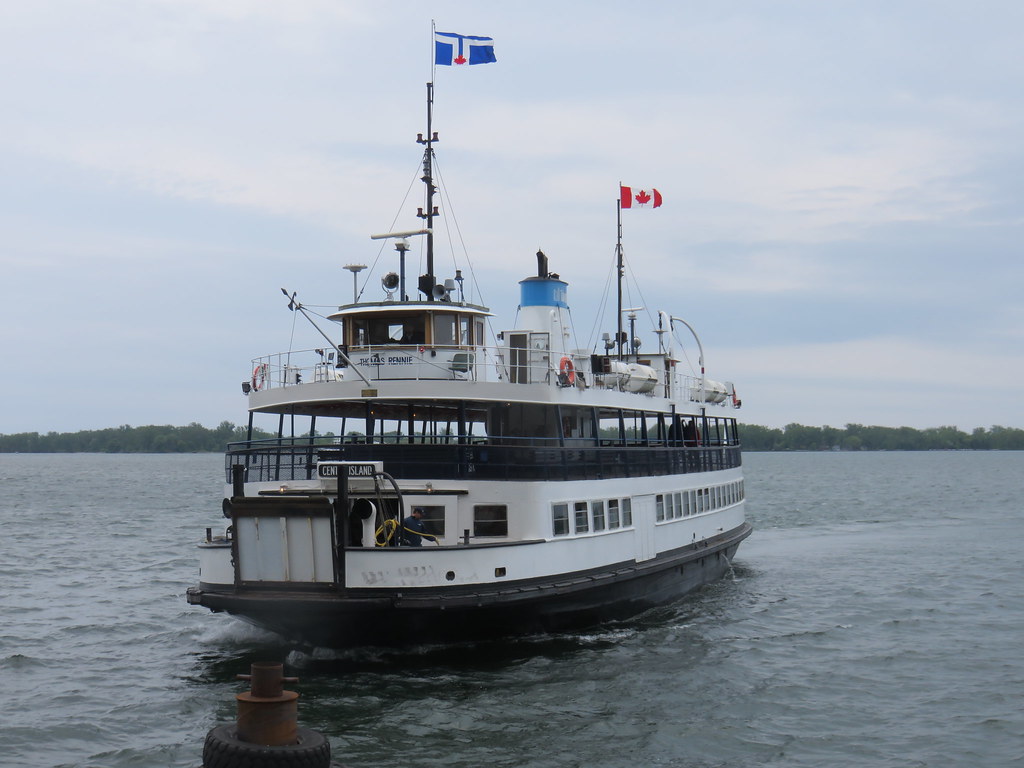 Ferry to the Toronto Islands
