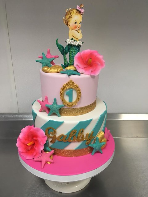 Cake by Wonderful Wedding Cakes