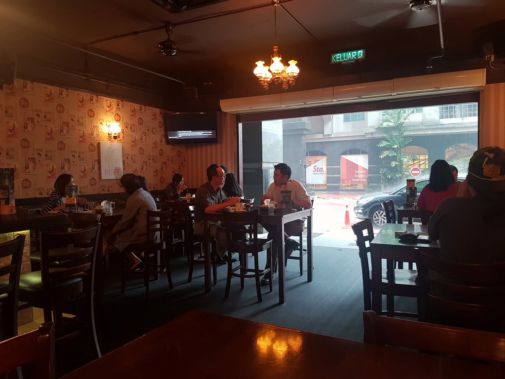 @ Juno's Pub & Grill PJ Phileo Damansara 2 Block B