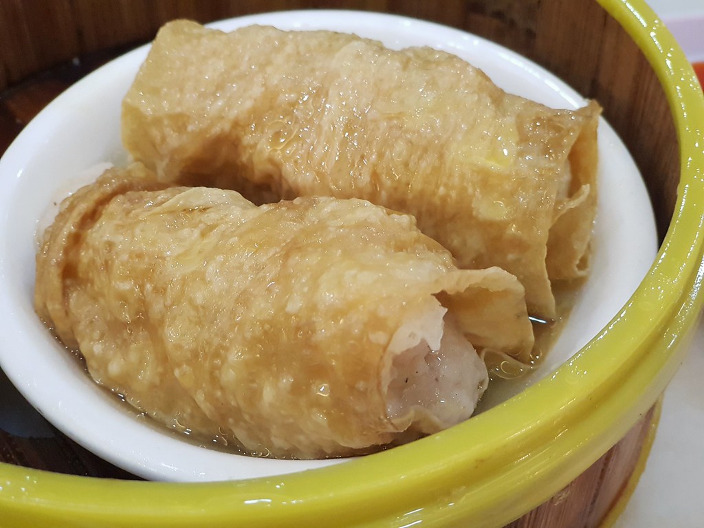 竹笙鲜虾卷 Bamboo Fungus Shrimp Dumpling rm$5.50 @ 锦选香港特极点心 Jin Xuan Hong Kong Restaurant at SS22