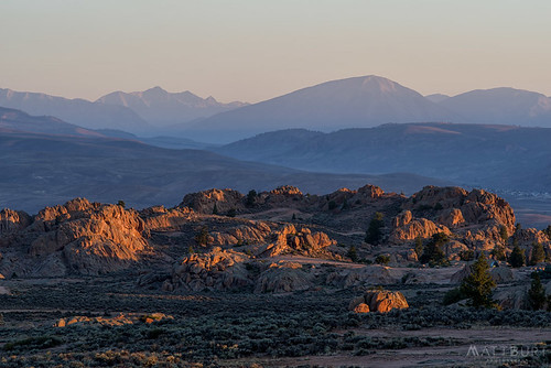 hartmanrocks light morning mountains rocks sunrise