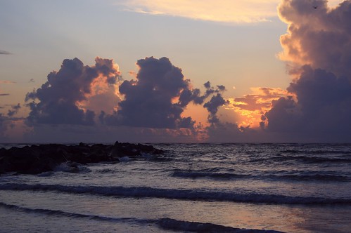 artisticsunrisephotography sunrise florida summer northernflorida 7518 unitedstates usa saintaugustineflorida villanobeach 2018 beach sea sand water atlanticocean coth5