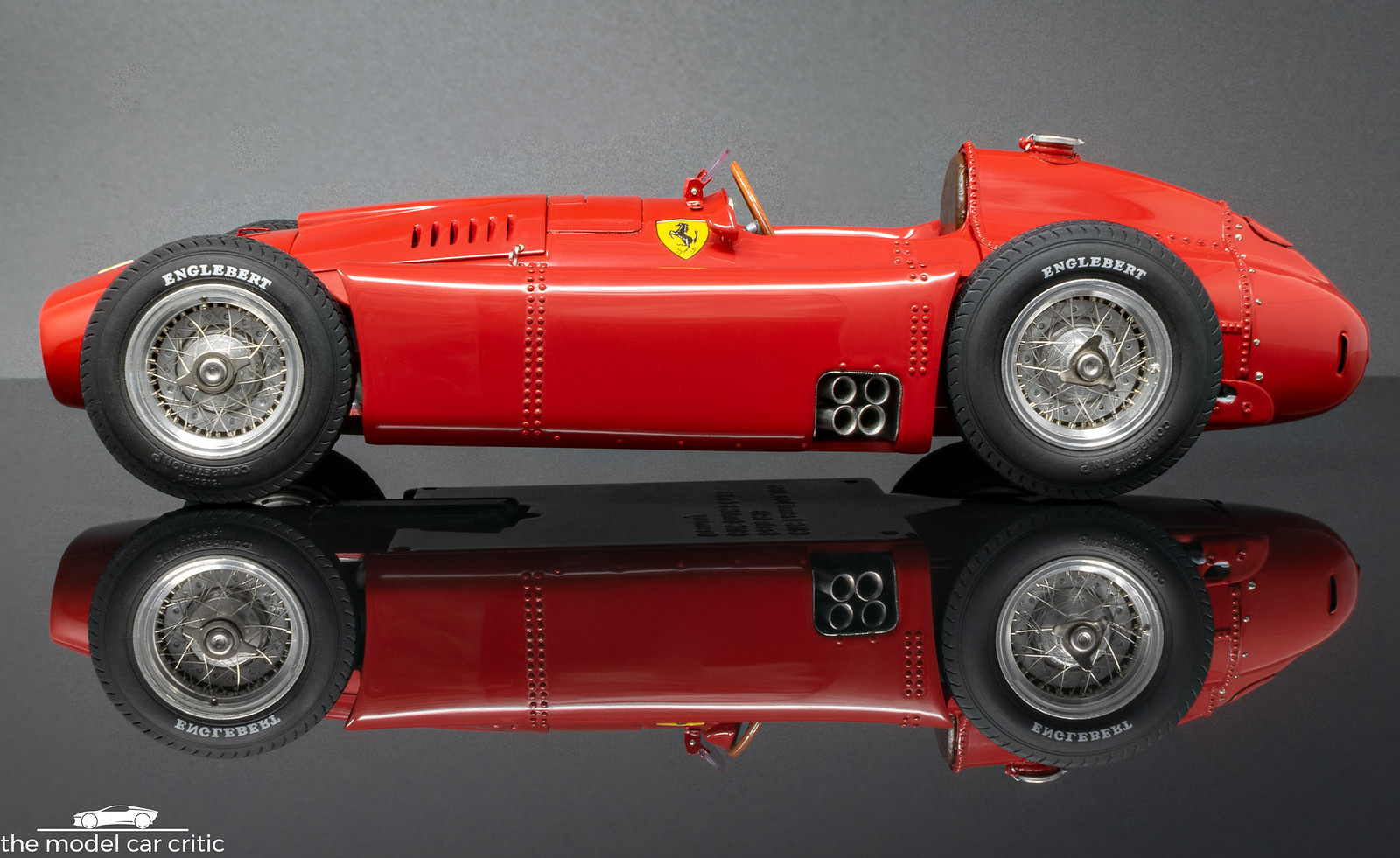CMC Exclusive Modelle 1/18 FERRARI D50 1956 RED ROUGE M-180 Limited Edition 