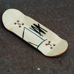 DJERSEY - Handpainted Fingerboard Deck