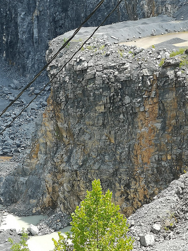adairsville georgia landscape limestone quarry rockface vulcan